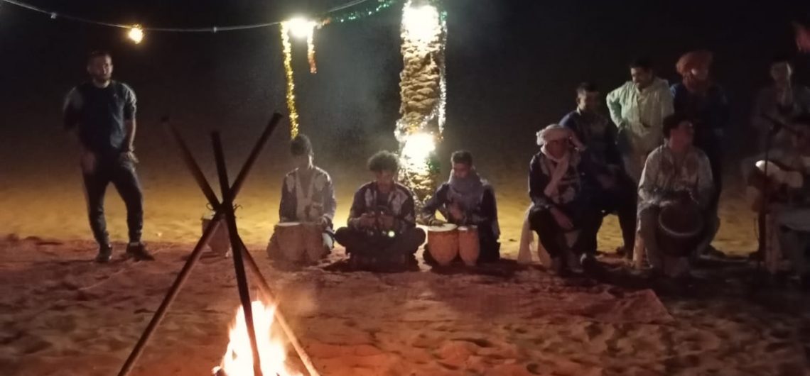 excursión al desierto de Zagora Hoguera con espectáculo nocturno en desierto de Marrakech.